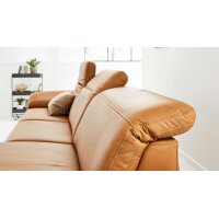 Interliving Sofa Serie 4054 – Ecksofa kurkumafarbenes LongLife-Leder Vivre & schwarze Metallfüße – Stellfläche ca. 347 x 176 cm